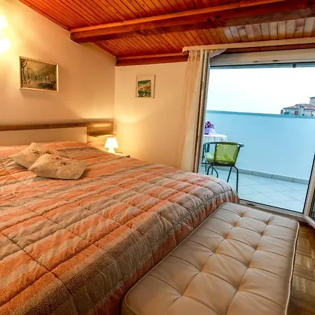 Apartment Pyros Piran
